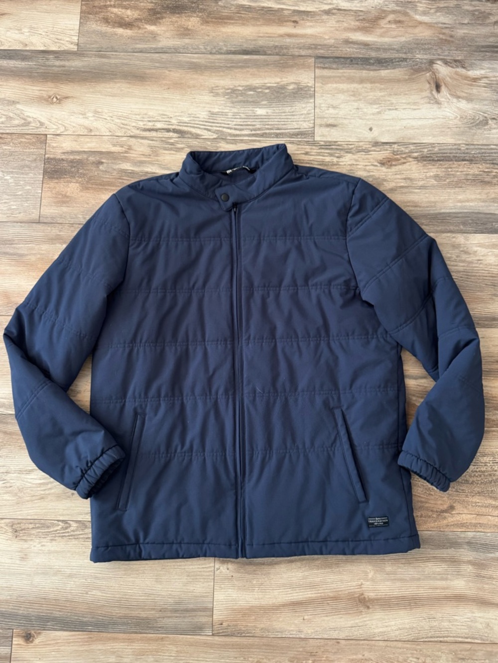 Travis Mathew Men’s Navy Puffer Jacket XL